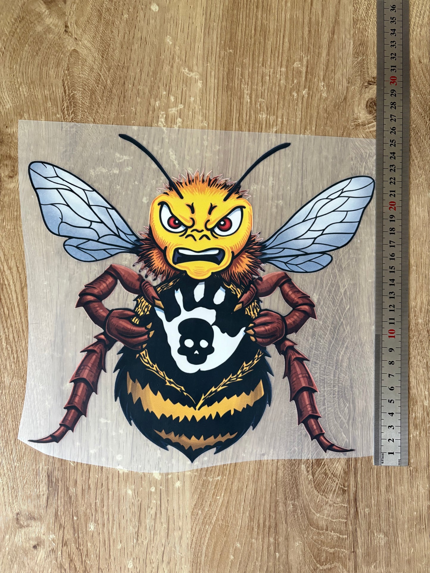 DTF abeille énervé
