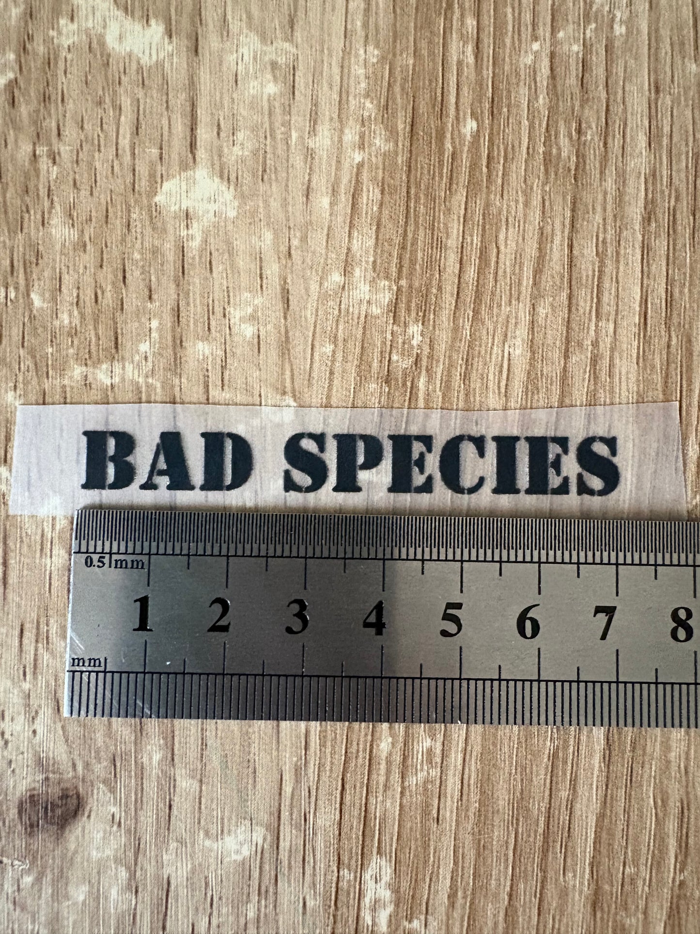 BAD Species noir (7cm)